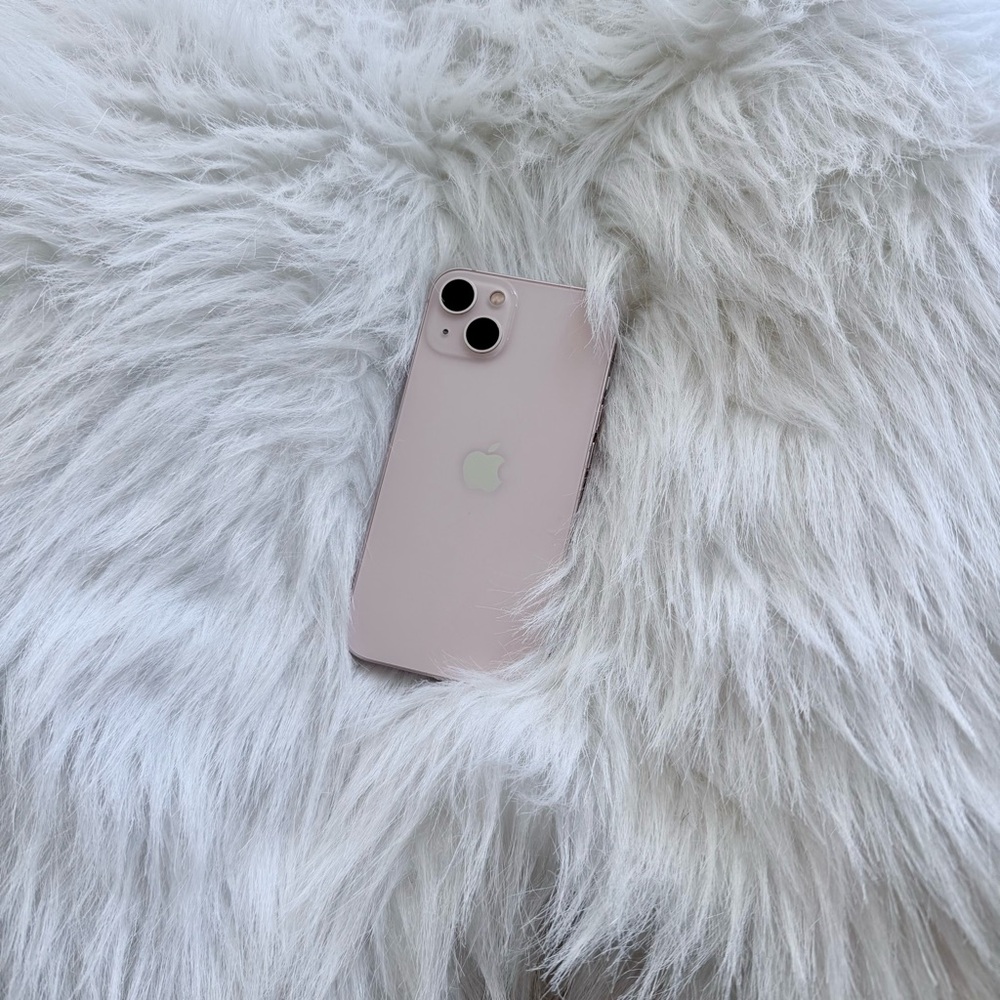 2HR SALE ONLY! 🎀✨baby pink Apple iPhone 13 128GB Unlocked - Excellent✨🎀